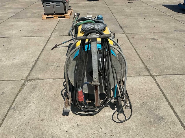 Maasmond spuitwagen - afbeelding 5 van  10