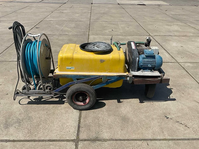 Maasmond spuitwagen - afbeelding 7 van  10