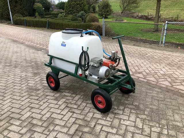 Maasmond spuitwagen - afbeelding 1 van  7
