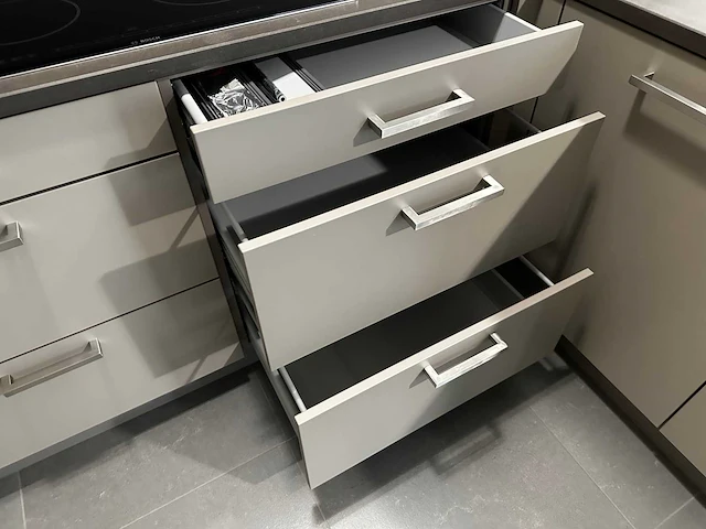 Maatwerk - showroomkeuken - afbeelding 26 van  47