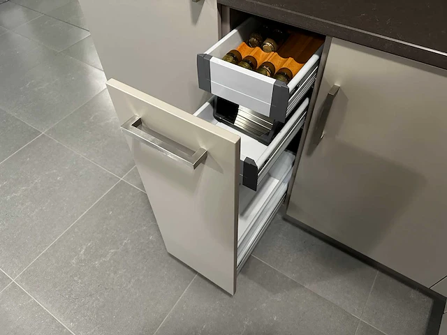 Maatwerk - showroomkeuken - afbeelding 36 van  47