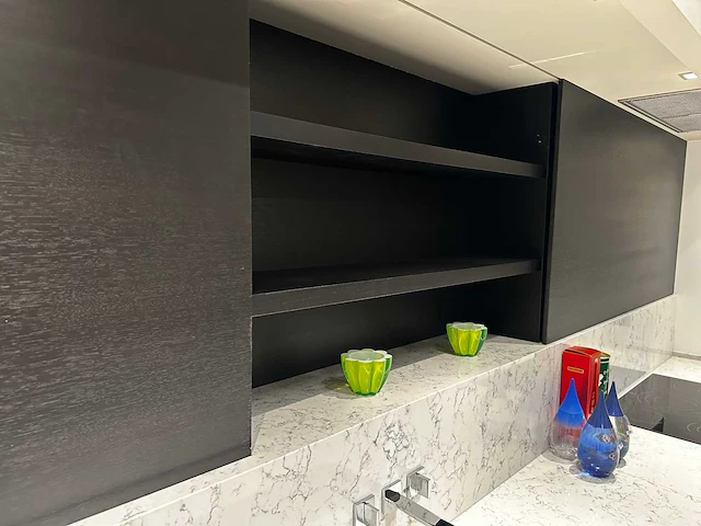 Maatwerk - showroomkeuken - afbeelding 3 van  39