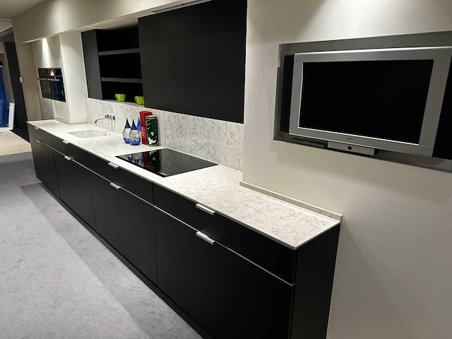 Maatwerk - showroomkeuken - afbeelding 6 van  39