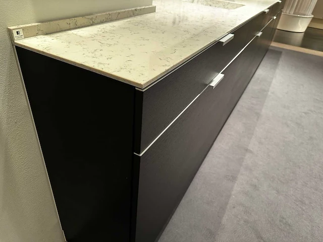 Maatwerk - showroomkeuken - afbeelding 16 van  39