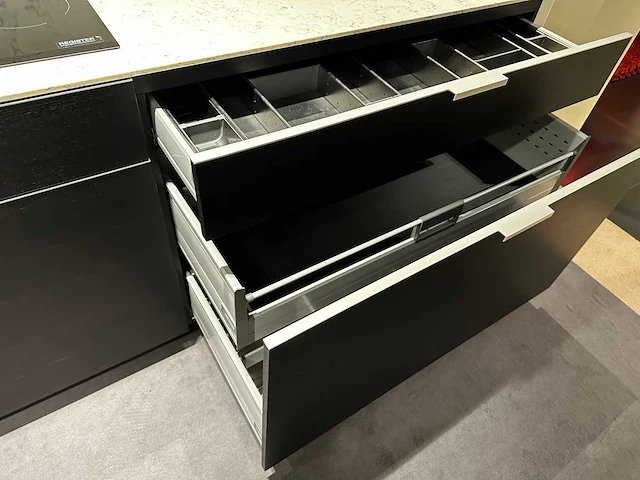 Maatwerk - showroomkeuken - afbeelding 33 van  39