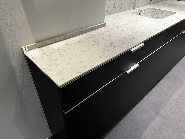 Maatwerk - showroomkeuken - afbeelding 34 van  39