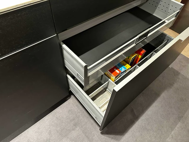 Maatwerk - showroomkeuken - afbeelding 38 van  39