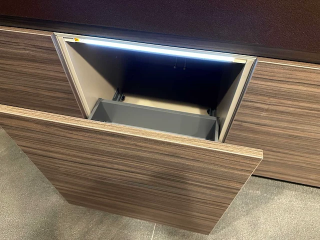 Maatwerk - showroomkeuken - afbeelding 11 van  44
