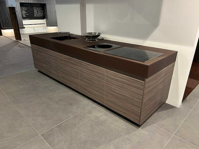 Maatwerk - showroomkeuken - afbeelding 1 van  44