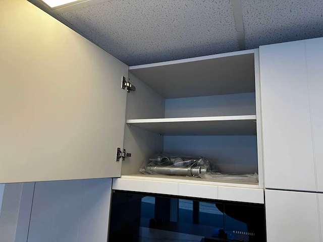 Maatwerk - showroomkeuken - afbeelding 19 van  44