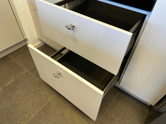 Maatwerk - showroomkeuken - afbeelding 20 van  44