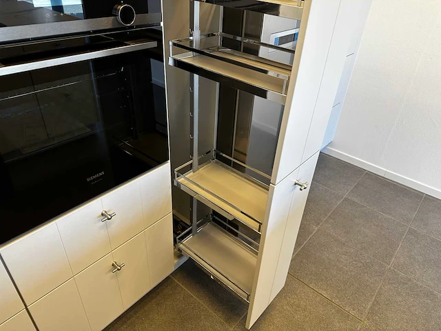 Maatwerk - showroomkeuken - afbeelding 24 van  44