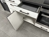 Maatwerk - showroomkeuken - afbeelding 2 van  35