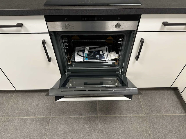 Maatwerk - showroomkeuken - afbeelding 11 van  35
