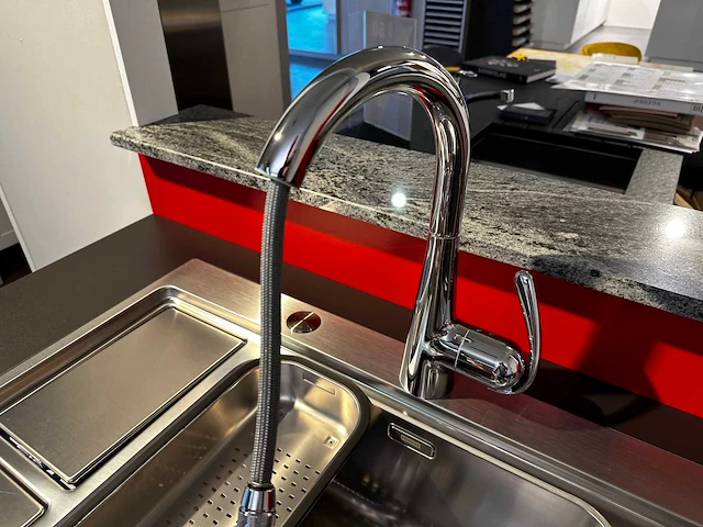 Maatwerk - showroomkeuken - afbeelding 2 van  33