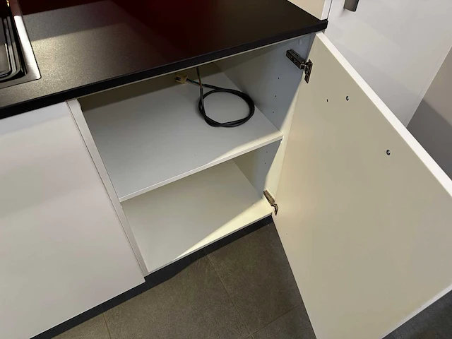 Maatwerk - showroomkeuken - afbeelding 5 van  33