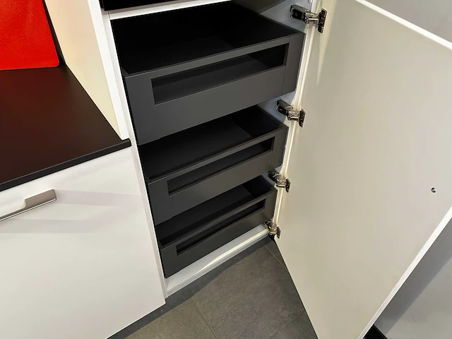 Maatwerk - showroomkeuken - afbeelding 10 van  33