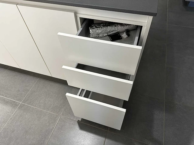 Maatwerk - showroomkeuken - afbeelding 4 van  50