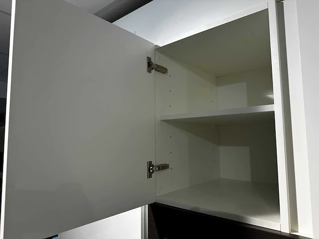 Maatwerk - showroomkeuken - afbeelding 33 van  50