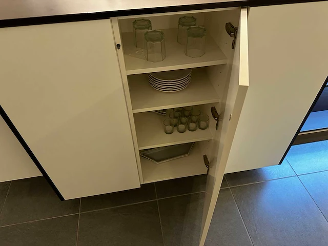Maatwerk - showroomkeuken - afbeelding 49 van  50