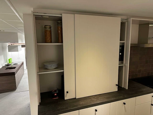 Maatwerk - showroomkeuken - afbeelding 7 van  55