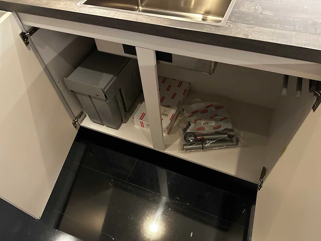 Maatwerk - showroomkeuken - afbeelding 24 van  55