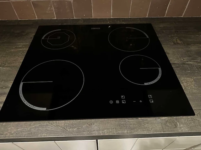 Maatwerk - showroomkeuken - afbeelding 40 van  55