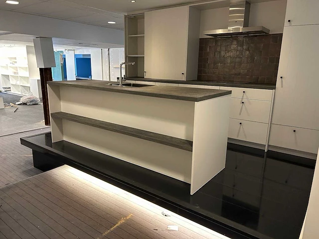 Maatwerk - showroomkeuken - afbeelding 45 van  55