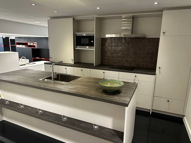 Maatwerk - showroomkeuken - afbeelding 53 van  55