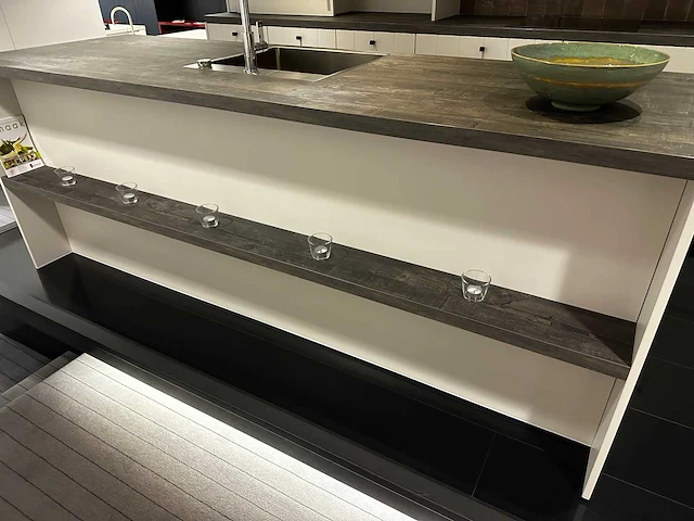 Maatwerk - showroomkeuken - afbeelding 54 van  55
