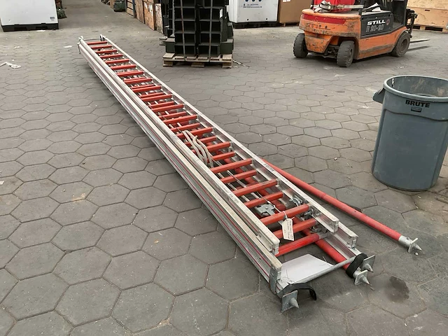 Maca ladder - afbeelding 1 van  7