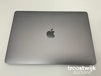 Macbook air 13.3", core(tm) i5 8th gen, 16 gb ram, 256 gb nvme (ssd) laptop - afbeelding 5 van  6