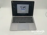Macbook air 13.3”, core(tm) i7 7th gen, 16 gb ram, 256 gb ssd laptop - afbeelding 1 van  9