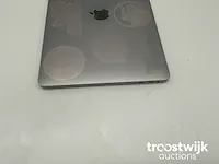 Macbook air 13.3”, core(tm) i7 7th gen, 16 gb ram, 256 gb ssd laptop - afbeelding 7 van  9
