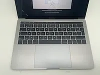 Macbook air 13.3", core(tm) i7 7th gen, 16 gb ram, 256 gb ssd laptop - afbeelding 4 van  9