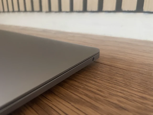 Macbook air, apple, a1932 (retina, 13-inch, 2018), space grey - afbeelding 5 van  10