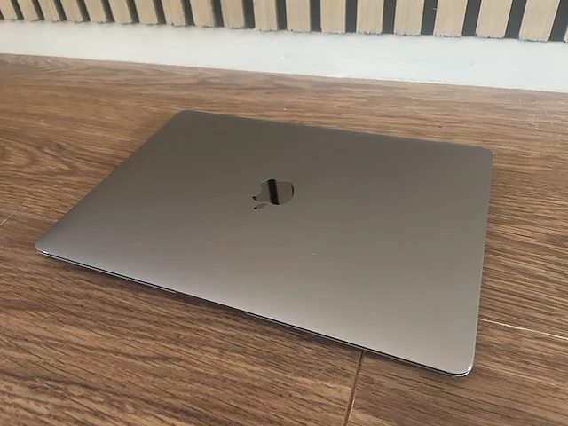 Macbook air, apple, a1932 (retina, 13-inch, 2018), space grey - afbeelding 6 van  10