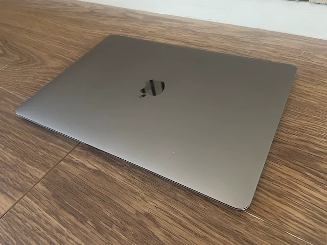 Macbook air, apple , a2179 (retina, 13-inch, 2020), space grey - afbeelding 6 van  9