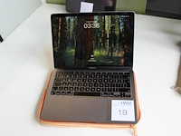 Macbook air apple m1 chip mac os sequoia 15.6.1 geheugen 16 gb 256 gb harde schijf.