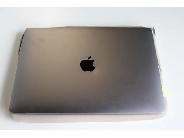 Macbook air apple m1 chip mac os sequoia 15.6.1 geheugen 16 gb 256 gb harde schijf. - afbeelding 3 van  3