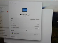 Macbook air apple m1met 8gb intern geheugen, besturing macos sonoma 14.4.1 en 250gb harde schijf. bouwjaar ... - afbeelding 3 van  4