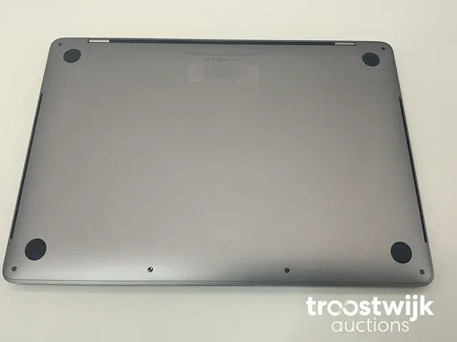 Macbook pro 13.3”, core(tm) i7 6th gen, 16 gb ram, 256 gb nvme (ssd) laptop - afbeelding 7 van  7
