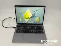 Macbook pro 13.3”, core(tm) i7 7th gen, 16 gb ram, 256 gb nvme (ssd) laptop - afbeelding 1 van  7