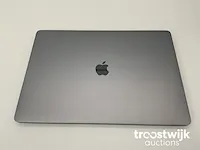 Macbook pro 15.4”, core(tm) i7 8th gen, 32 gb ram, 256 gb nvme (ssd), radeon pro 555x laptop - afbeelding 5 van  6