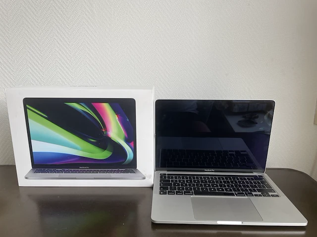Macbook pro, apple, a2338 - m1 - 13-inch - silver, 2020 - afbeelding 8 van  14