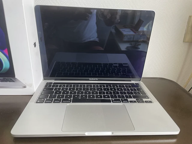 Macbook pro, apple, a2338 - m1 - 13-inch - silver, 2020 - afbeelding 9 van  14