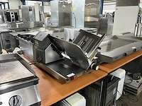 Macchi g 330 snijmachines - afbeelding 1 van  6
