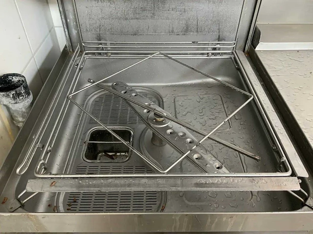 Mach - 450ms - korvenvaatwasmachine met afvoertafel - afbeelding 9 van  10