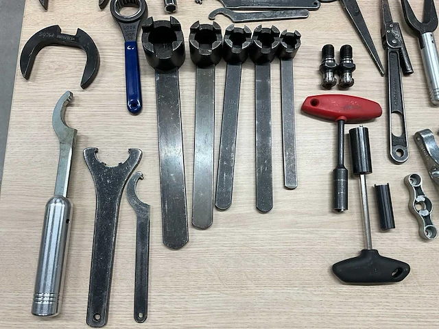 Machine gereedschappen en toebehoren - afbeelding 3 van  5