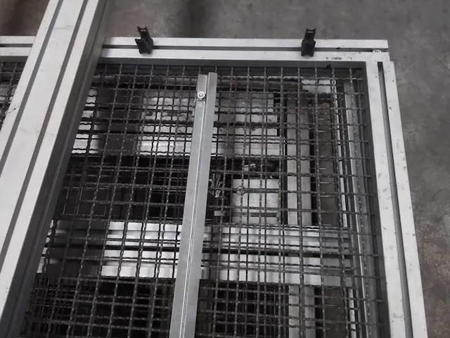 Machine hekwerk - afbeelding 4 van  4